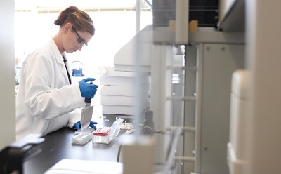 qPCR Purple glove and pipette