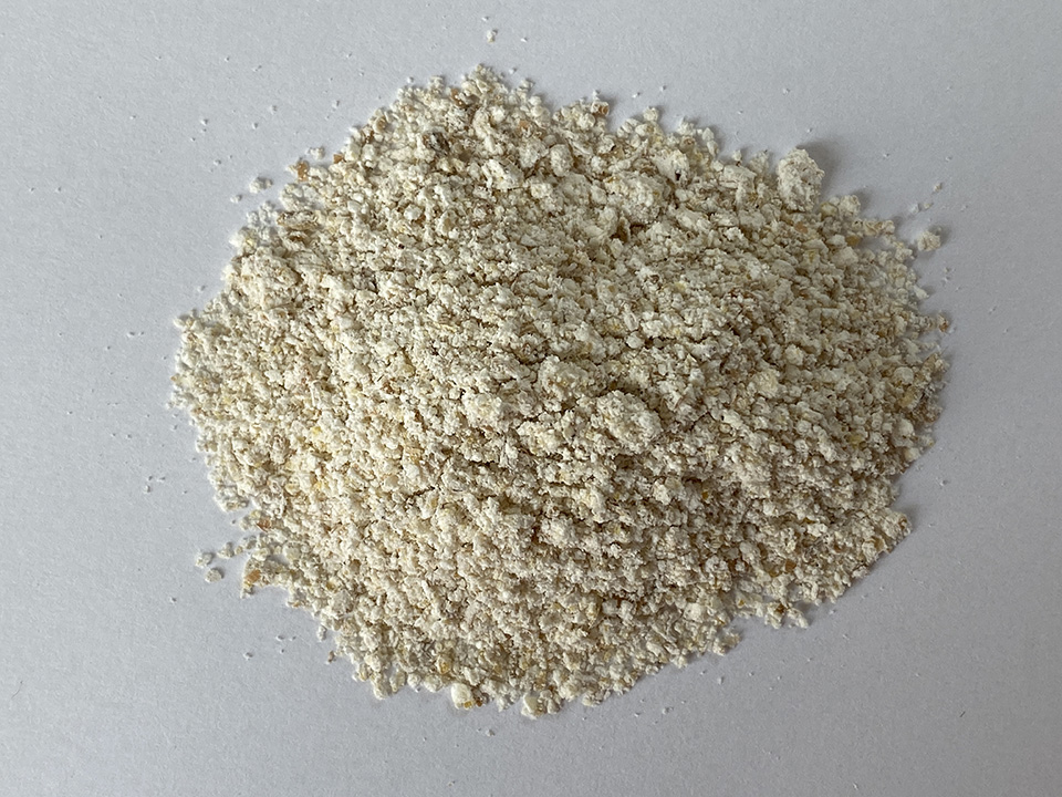 Hemp after grinding Cereals after grinding with mortar and pestle.