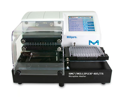 Front view of the BioTek® 405™TSUVS Plate Washer for SMC® and MILLIPLEX® Assays with touch screen offering thorough plate washing.