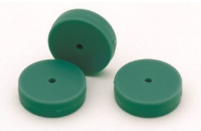 Pre-drilled GC septa Three green pre-drilled GC septa with centered holes, designed to enable easy syringe penetration and reduce coring during injections.
