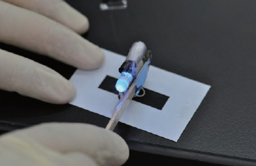 ポリピロール薄膜の導電性確認