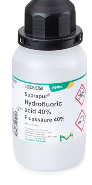 PE Bottle containing Suprapur® Hydrofluoric acid from Supelco® Ácido fluorhídrico al 40 % Suprapur® de Supelco®