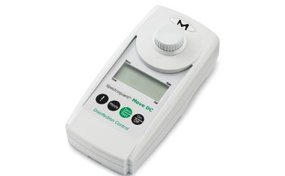 Spectroquant® Move Colorimeter for disinfection control Colorímetro Spectroquant® Move para el control de la desinfección