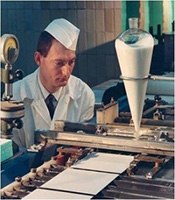 History of Thin-Layer Chromatography History of Thin-Layer Chromatography - Pre-Coated Plates