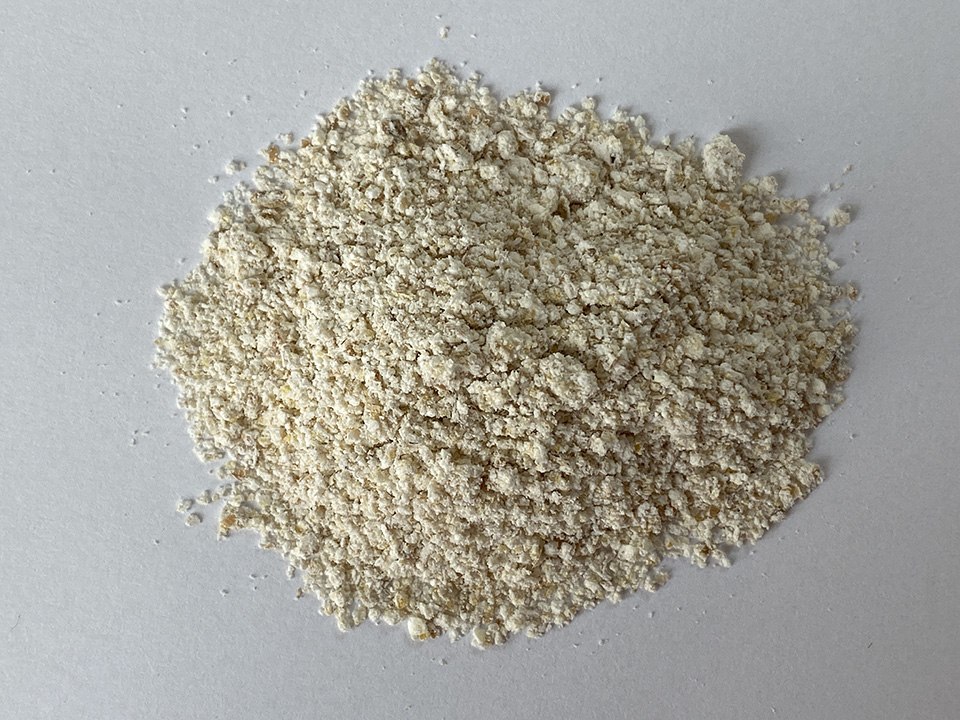 Hemp after grinding Cereals after grinding with mortar and pestle.