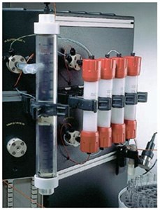 A 60 mL sample volume can be run on four HiPrep™ 26/10 Desalting columns connected in series. HiPrep™ 26/10 Desalting columns