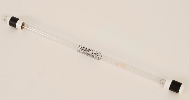 Photooxidation UV Lamp Photooxidizes organic contaminants. For Milli-Q&#174; EQ 7 series water purification systems.