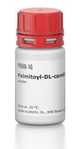 Palmitoyl-DL-carnitine chloride powder